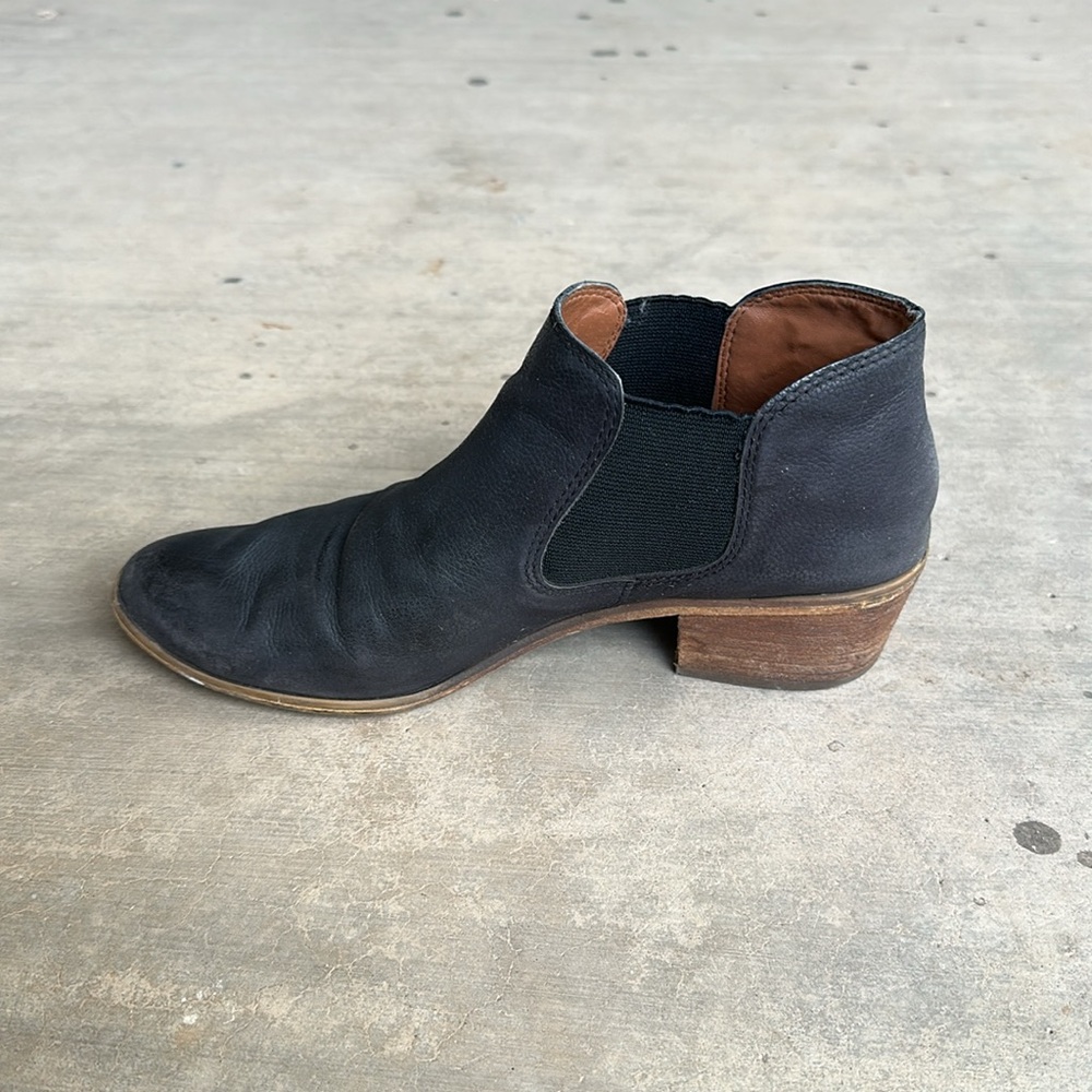 Booties - Picture 5 of 6